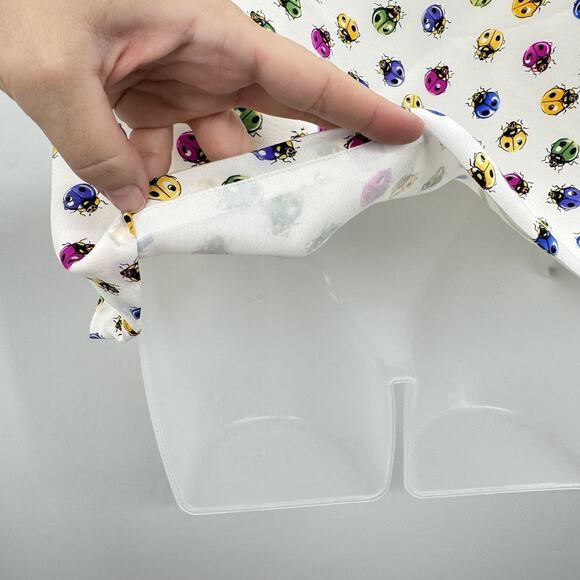 Ann May 100% Silk Ladybug Print Tank Shell Sz L White Multi Novelty Fun Colorful - Picture 4 of 9